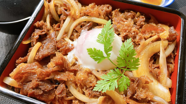 鶏の唐揚げ定食